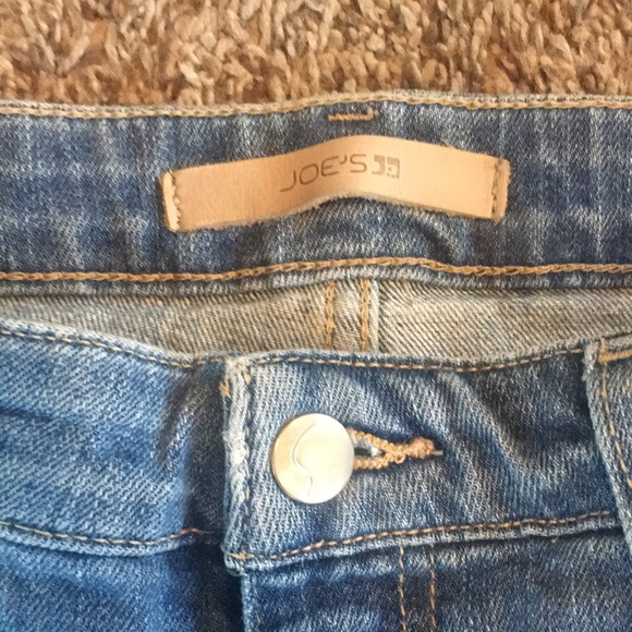 Joe’s Jean Shorts - Picture 3 of 5